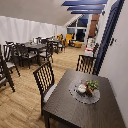 Owczarnia Ekologiczne Gospodarstwo Owczarskie Çiftlik konaklama *