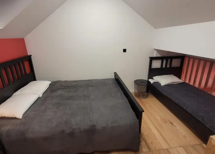 Owczarnia Ekologiczne Gospodarstwo Owczarskie * Dziegielow